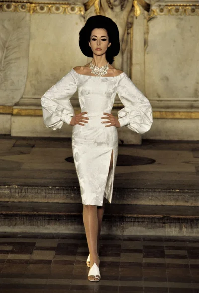 Look 15